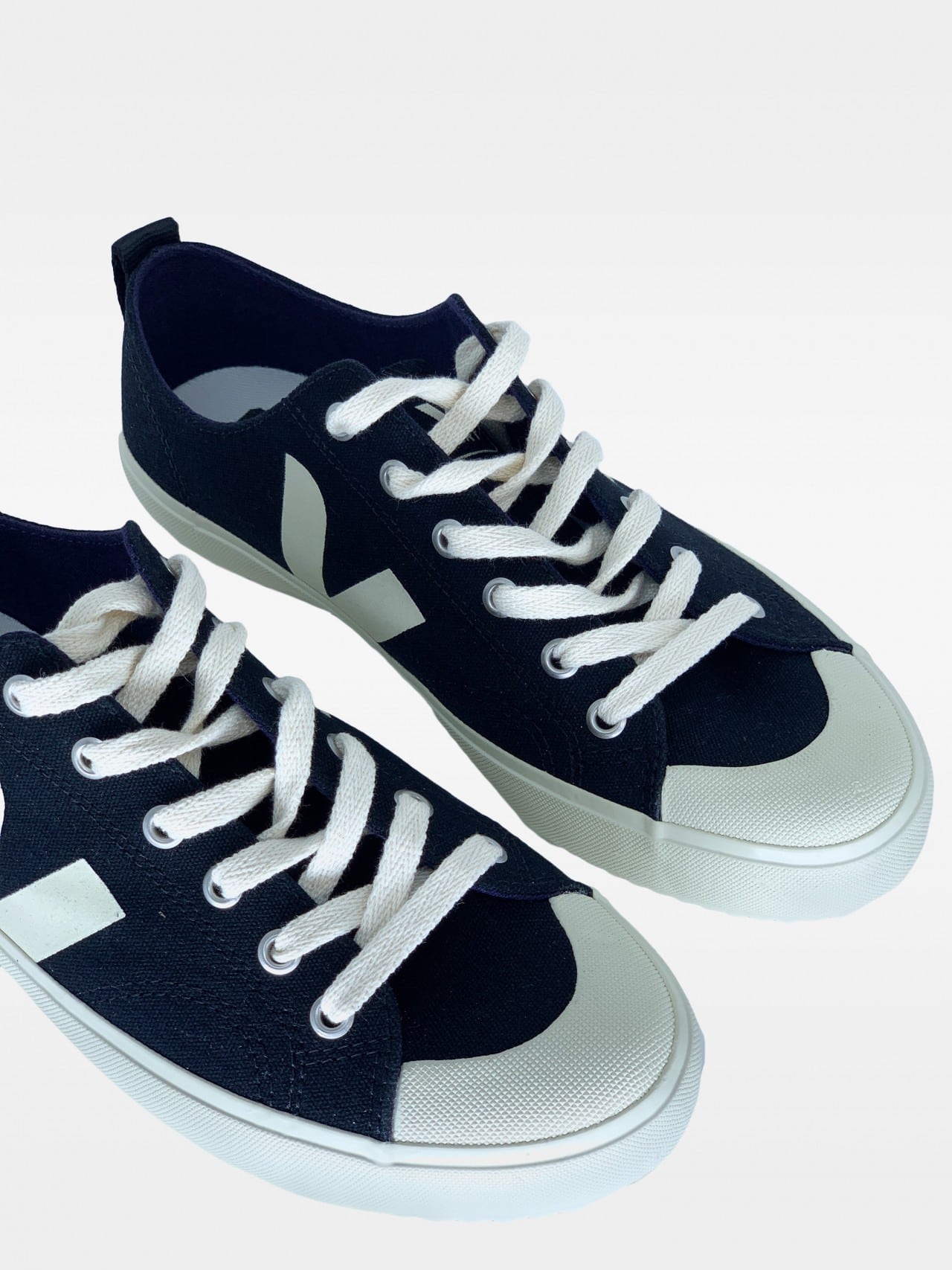 nova high top canvas black pierre